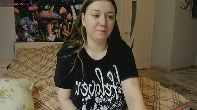 Snapshot of AlisaBacker chatting on 30, 10, 2025 AlisaBacker online show from 30, 10, 2025