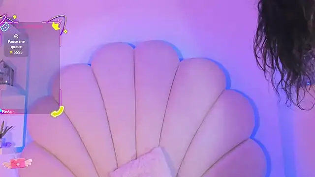 Summer walkerr online show from 20, 11, 2025