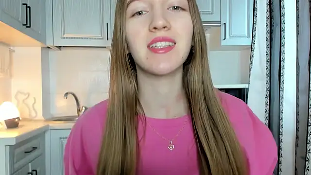 Snapshot of leslie_my_lovee chatting on 12, 11, 2025 leslie my lovee online show from 12, 11, 2025