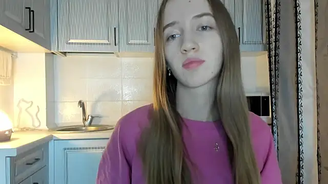 Snapshot of leslie_my_lovee chatting on 19, 11, 2025 leslie my lovee online show from 19, 11, 2025