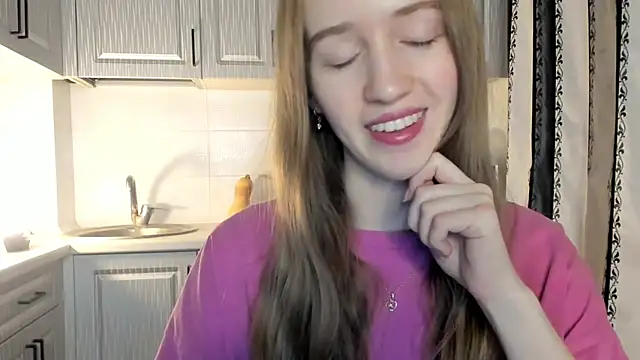 Snapshot of leslie_my_lovee chatting on 19, 12, 2025 leslie my lovee online show from 19, 12, 2025