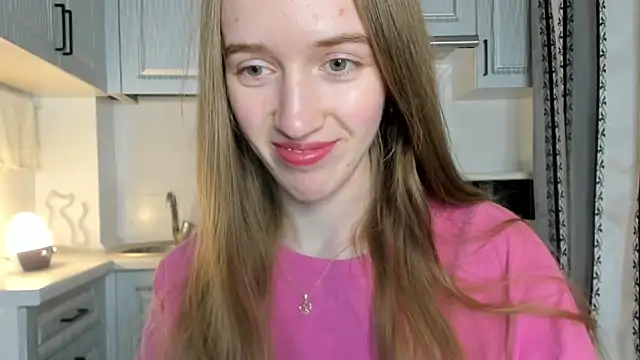 Snapshot of leslie_my_lovee chatting on 13, 4, 2026 leslie my lovee online show from 13, 4, 2026