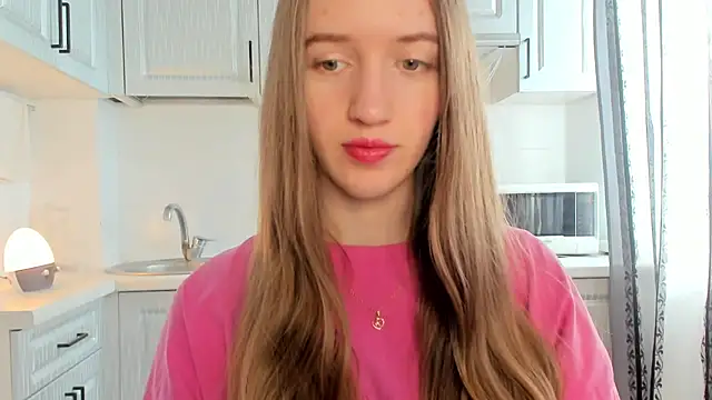 Snapshot of leslie_my_lovee chatting on 14, 4, 2026 leslie my lovee online show from 14, 4, 2026