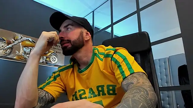 AronGrant online show from 12, 11, 2025