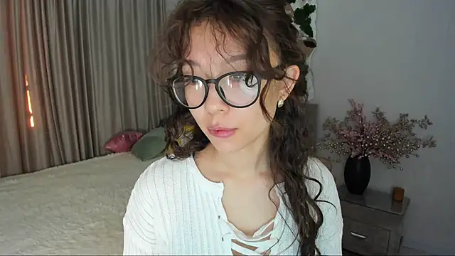 AgnieszkaBanana online show from 19, 3, 2025