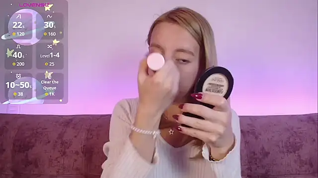 Miiaa doll online show from 25, 9, 2025