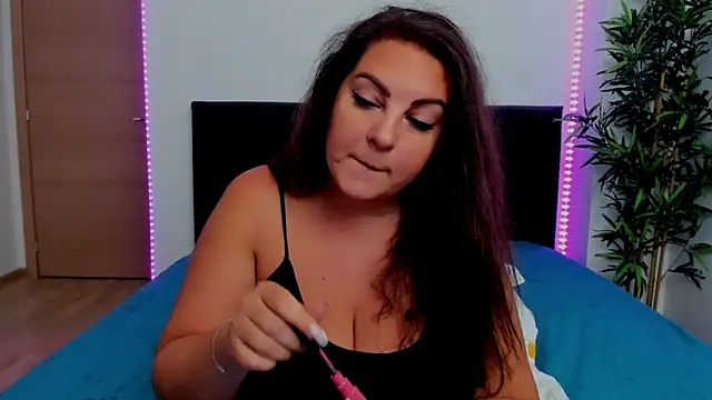 KlaraHope online show from 6, 10, 2025