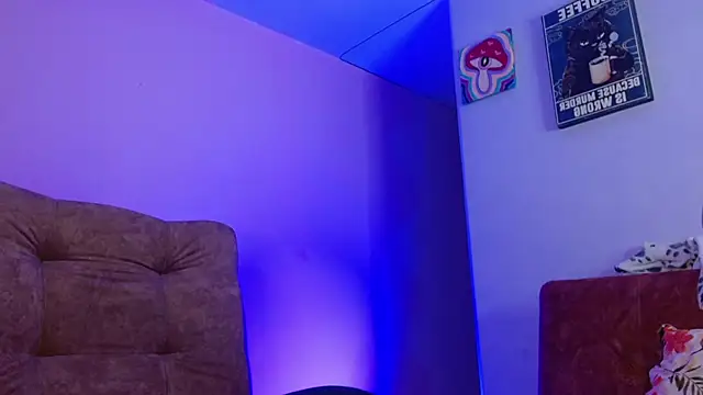 420viol3ta  online show from 3, 3, 2025