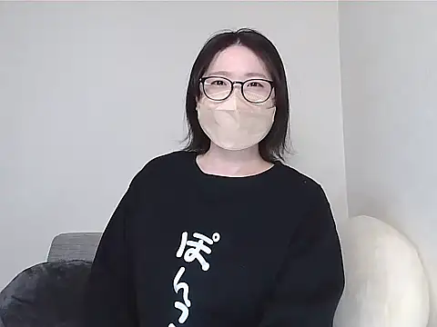  NOA-chan  online show from 14, 2, 2026