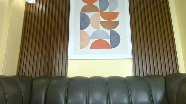 Nicole Ramires online show from 7, 10, 2025