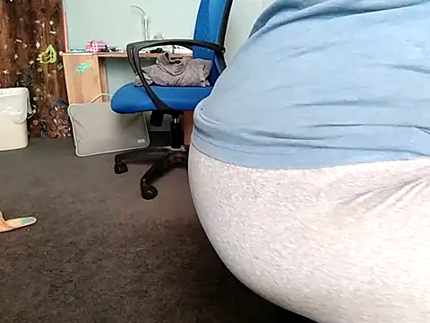 missthickness35 Pika online show from 26, 10, 2025