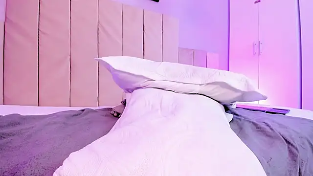 April bowie online show from 6, 3, 2025