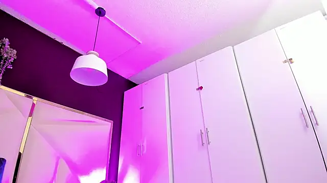 Snapshot of April_bowie chatting on 14, 2, 2026 April bowie online show from 14, 2, 2026