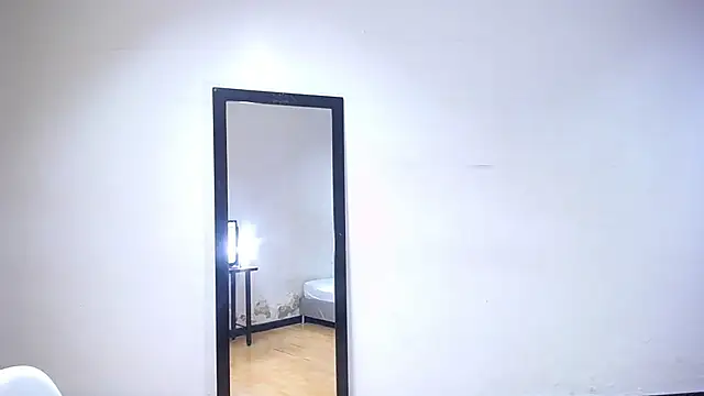 exotic karmella online show from 24, 1, 2025