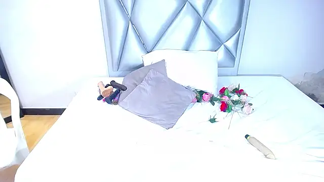 exotic karmella online show from 14, 2, 2025