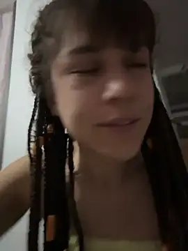 Snapshot of Hellen_dumont chatting on 1, 7, 2026 Hellen dumont online show from 1, 7, 2026