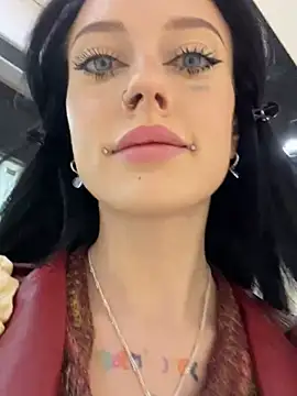 Melissa crazy online show from 13, 12, 2024