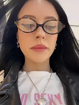 Melissa crazy online show from 15, 12, 2024