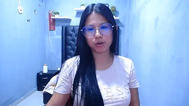 Snapshot of Letty_Plugxo chatting on 9, 6, 2026 Letty Plugxo online show from 9, 6, 2026