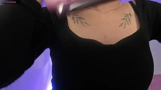 ScarletGV online show from 5, 3, 2026