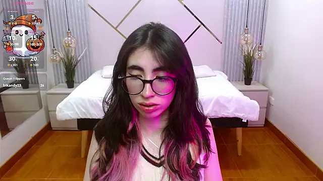 LenaRoses online show from 5, 11, 2025