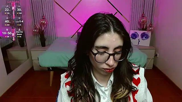 LenaRoses online show from 6, 2, 2026