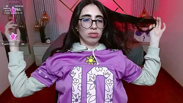 LenaRoses online show from 17, 4, 2026