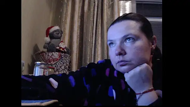 Snapshot of amorelara chatting on 15, 11, 2025 amorelara online show from 15, 11, 2025