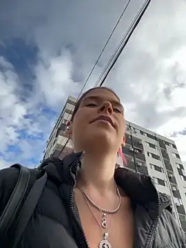 RiriRoseey online show from 11, 10, 2025