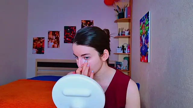 Miss Arwen online show from 3, 3, 2025