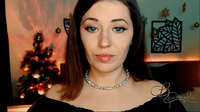 Snapshot of MissBeverlyMills chatting on 28, 12, 2024 MissBeverlyMills online show from 28, 12, 2024