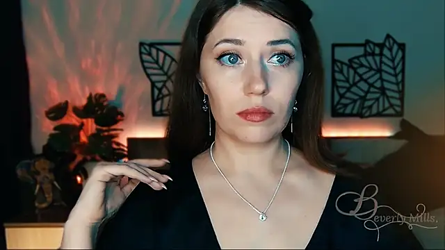 Snapshot of MissBeverlyMills chatting on 25, 1, 2025 MissBeverlyMills online show from 25, 1, 2025