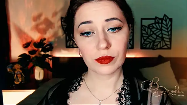 Snapshot of MissBeverlyMills chatting on 9, 3, 2025 MissBeverlyMills online show from 9, 3, 2025