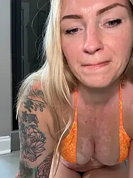 MaggieMayI89 online show from 27, 6, 2026