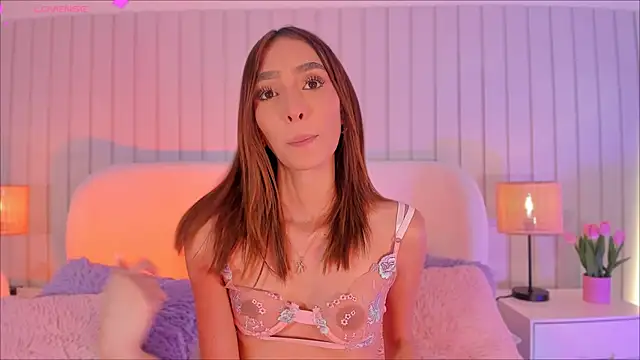 Megan-holly online show from 5, 3, 2026