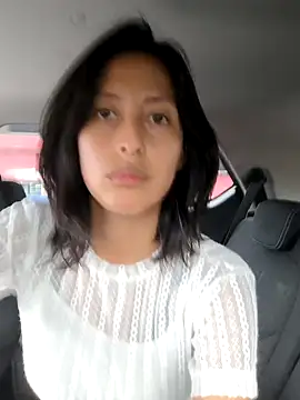 Anahi cake online show from 3, 3, 2026