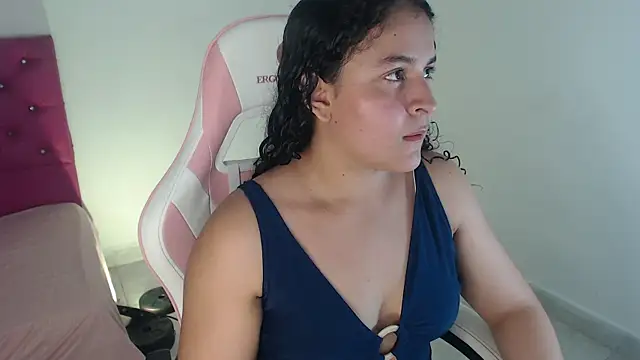 diana fitass online show from 5, 4, 2026