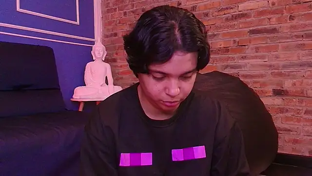 Emmapark  online show from 9, 11, 2025