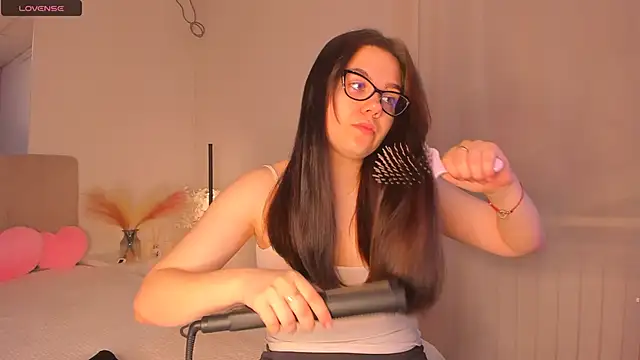 SelenaaSky online show from 31, 1, 2025