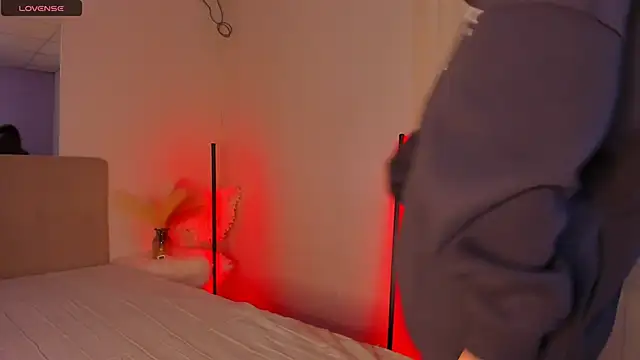 SelenaaSky online show from 8, 2, 2025