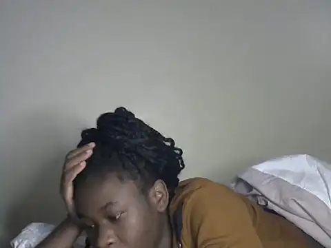 Novah  online show from 10, 11, 2025