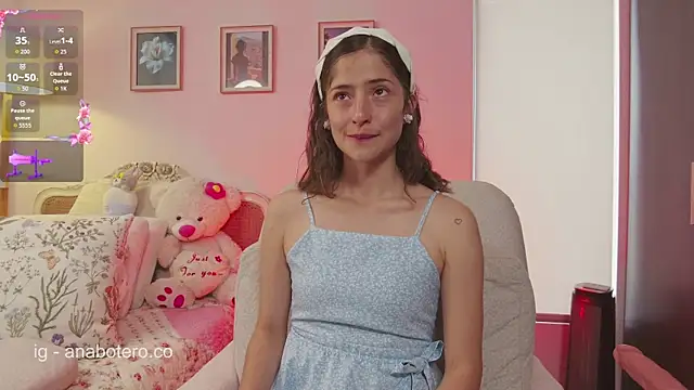 KittyAna online show from 9, 10, 2025