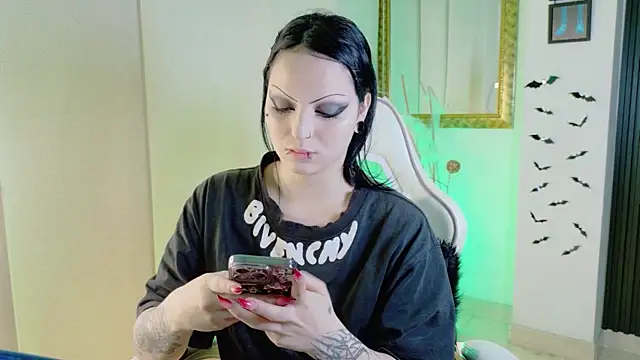 Madison Jackson online show from 3, 8, 2026