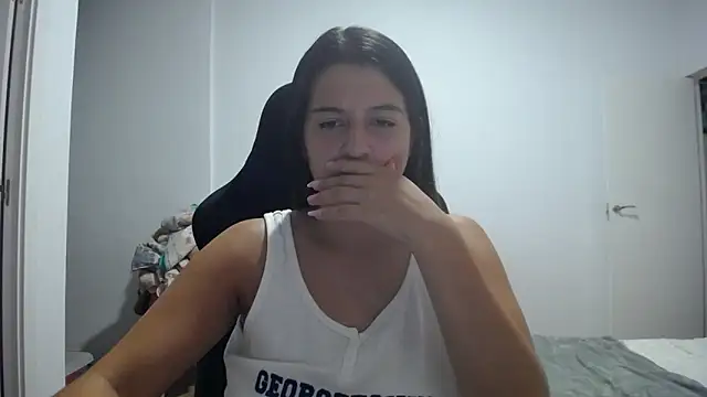 Snapshot of Contantin_helena chatting on 4, 10, 2025 Contantin helena online show from 4, 10, 2025