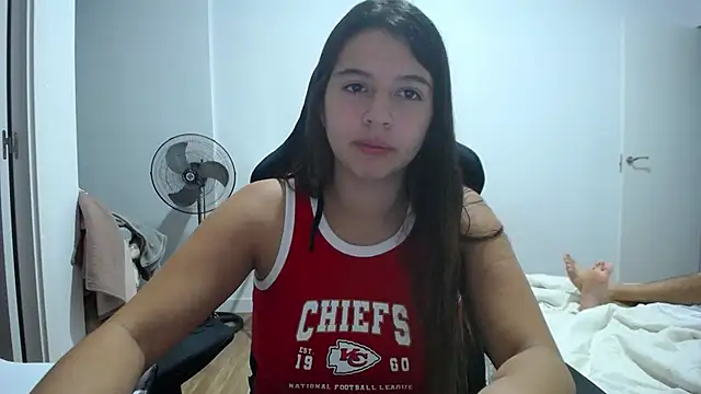 Snapshot of Contantin_helena chatting on 11, 10, 2025 Contantin helena online show from 11, 10, 2025