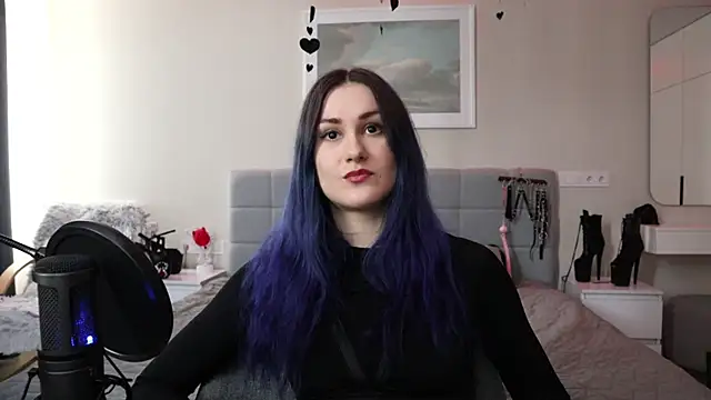 Erotic Synth Goddess online show from 22, 3, 2025