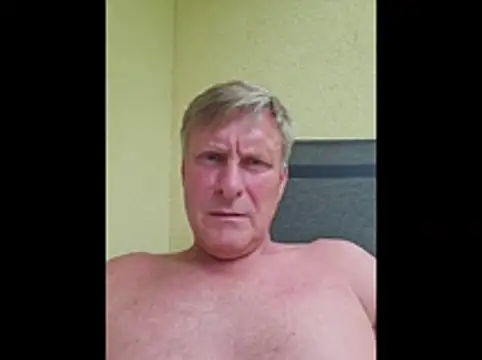 johnnym1 online show from 17, 7, 2026