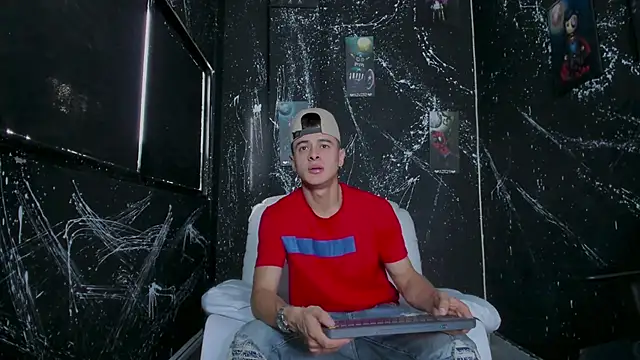 Snapshot of JuniorMorris_ chatting on 16, 9, 2025 JuniorMorris  online show from 16, 9, 2025