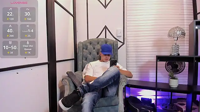 Snapshot of JuniorMorris_ chatting on 29, 9, 2025 JuniorMorris  online show from 29, 9, 2025