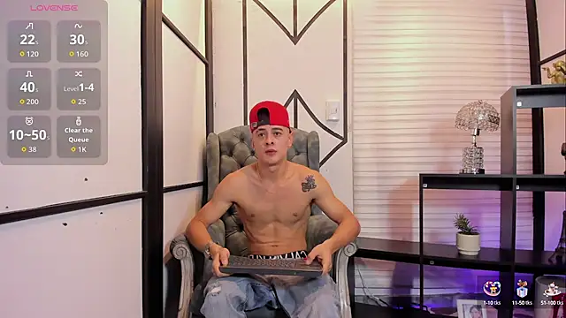 Snapshot of JuniorMorris_ chatting on 8, 10, 2025 JuniorMorris  online show from 8, 10, 2025